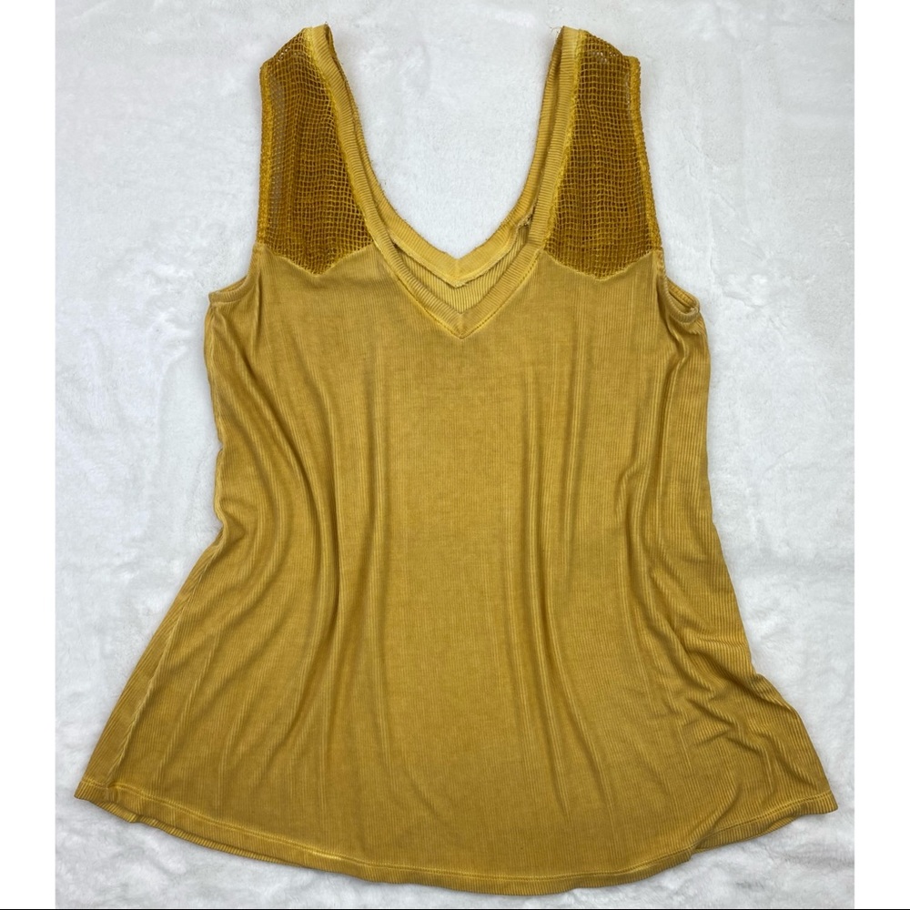 White Crow Womens Leyva Tank Top Small Ribbed V Neck Crochet Straps Raw Edge